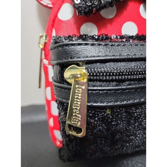 LOUNGEFLY X DISNEY Minnie Wristlet - Picture 5 of 6